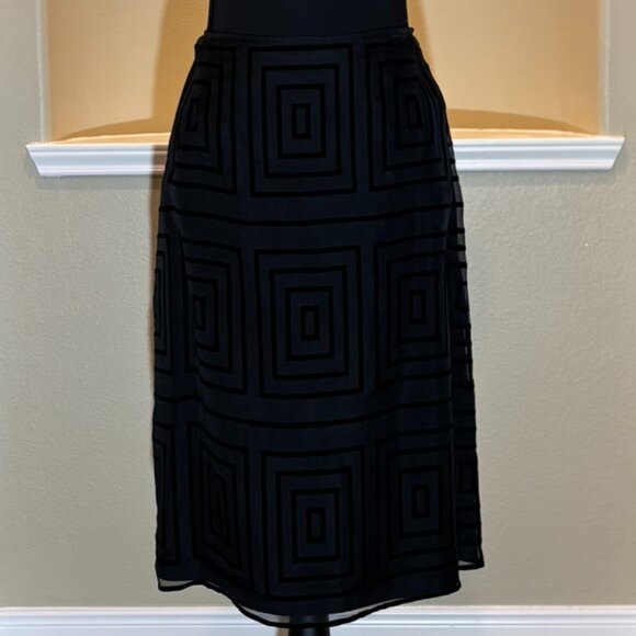 ❣️ NWT C'EST City Black GLAM Silk Rayon Dramatic Straight Skirt Size 12 - Picture 3 of 13
